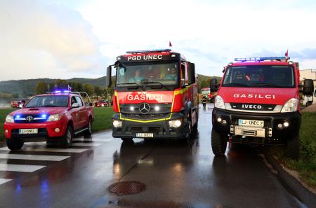 PRIHOD NOVE GASILSKE CISTERNE PGD UNEC 13 FOTO LJUBO VUKELIČ